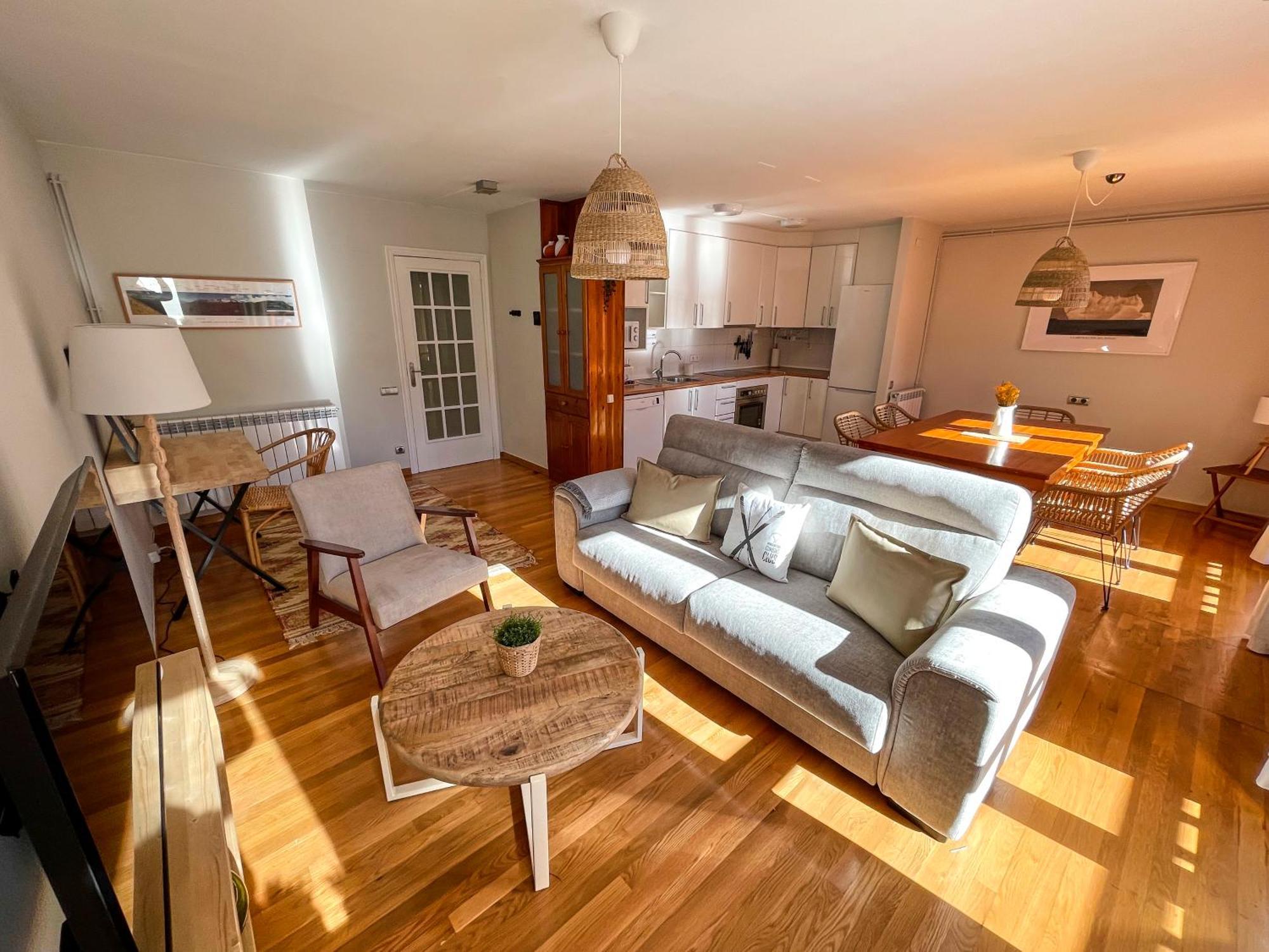 Apartamento Familiar En El Centro De Benasque Con Terraza Экстерьер фото