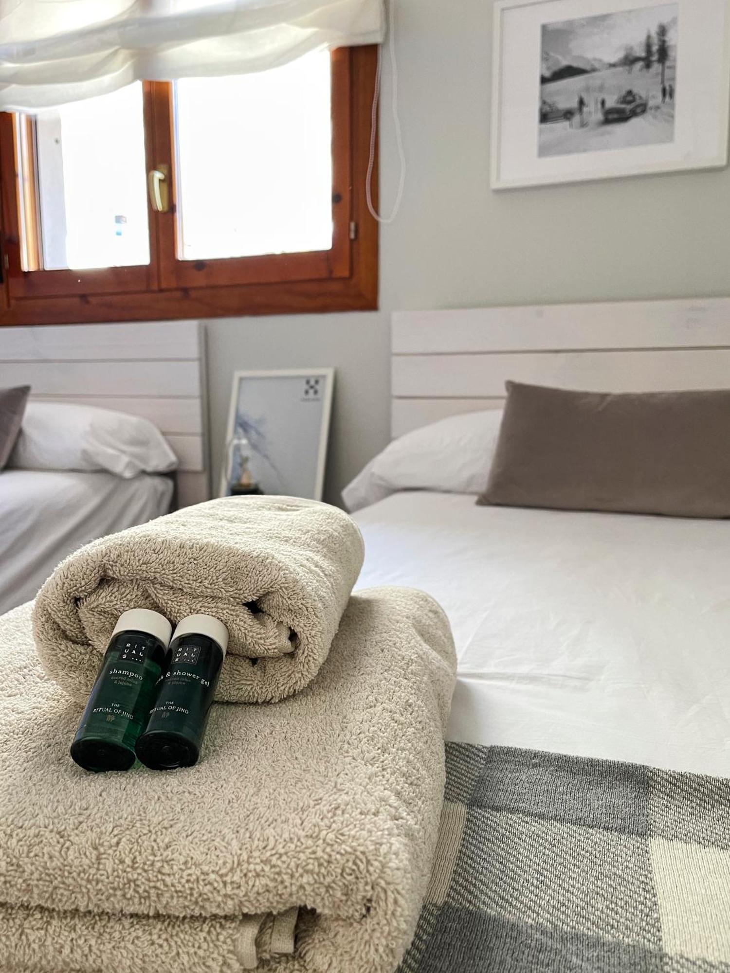 Apartamento Familiar En El Centro De Benasque Con Terraza Экстерьер фото