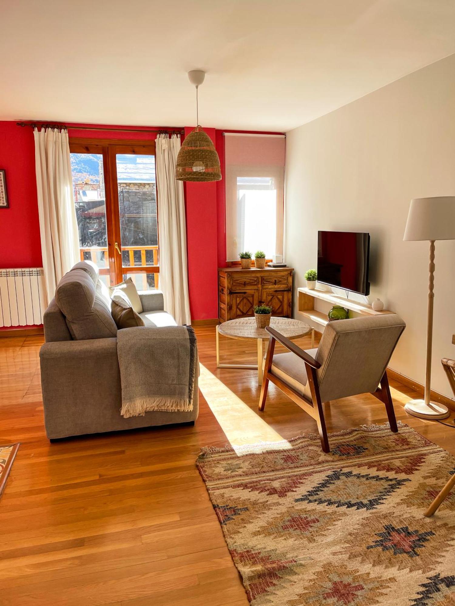 Apartamento Familiar En El Centro De Benasque Con Terraza Экстерьер фото